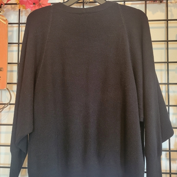 Black Sweater Sioni Clip Front Dolman Sleeve Cardigan NYE Christmas Gift! New - Picture 4 of 6